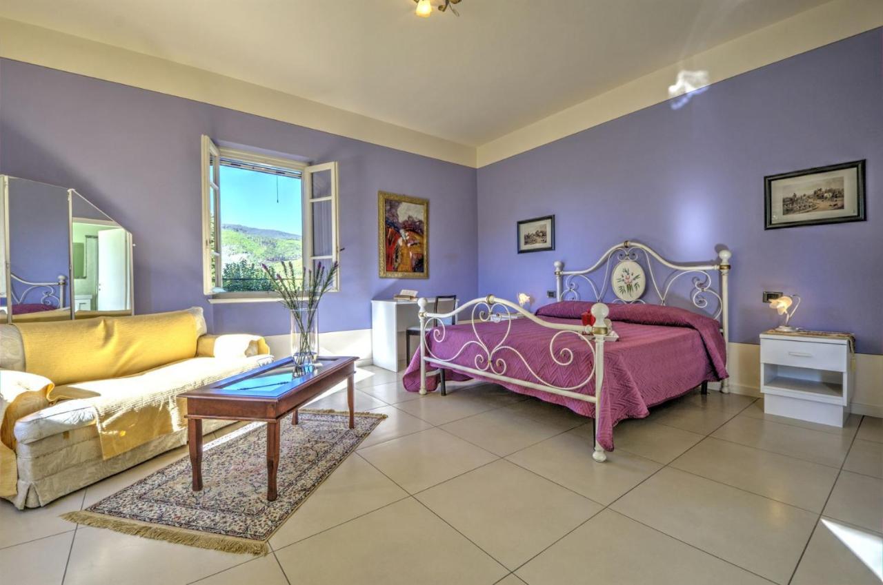 Lucca Cycling Holidays Il Tiglio Rooms Sant'Andrea di Compito Bagian luar foto