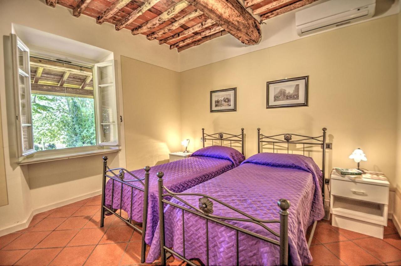 Lucca Cycling Holidays Il Tiglio Rooms Sant'Andrea di Compito Bagian luar foto