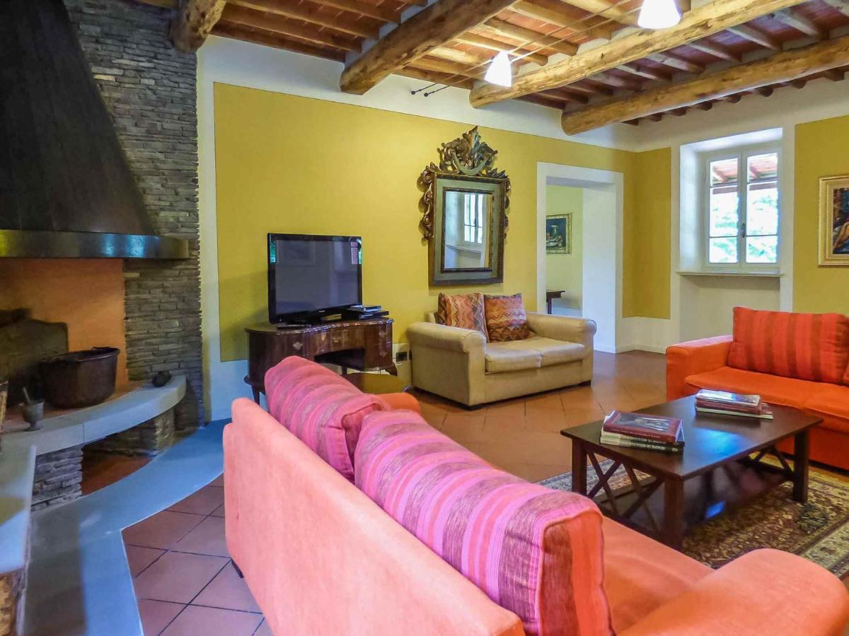 Lucca Cycling Holidays Il Tiglio Rooms Sant'Andrea di Compito Bagian luar foto