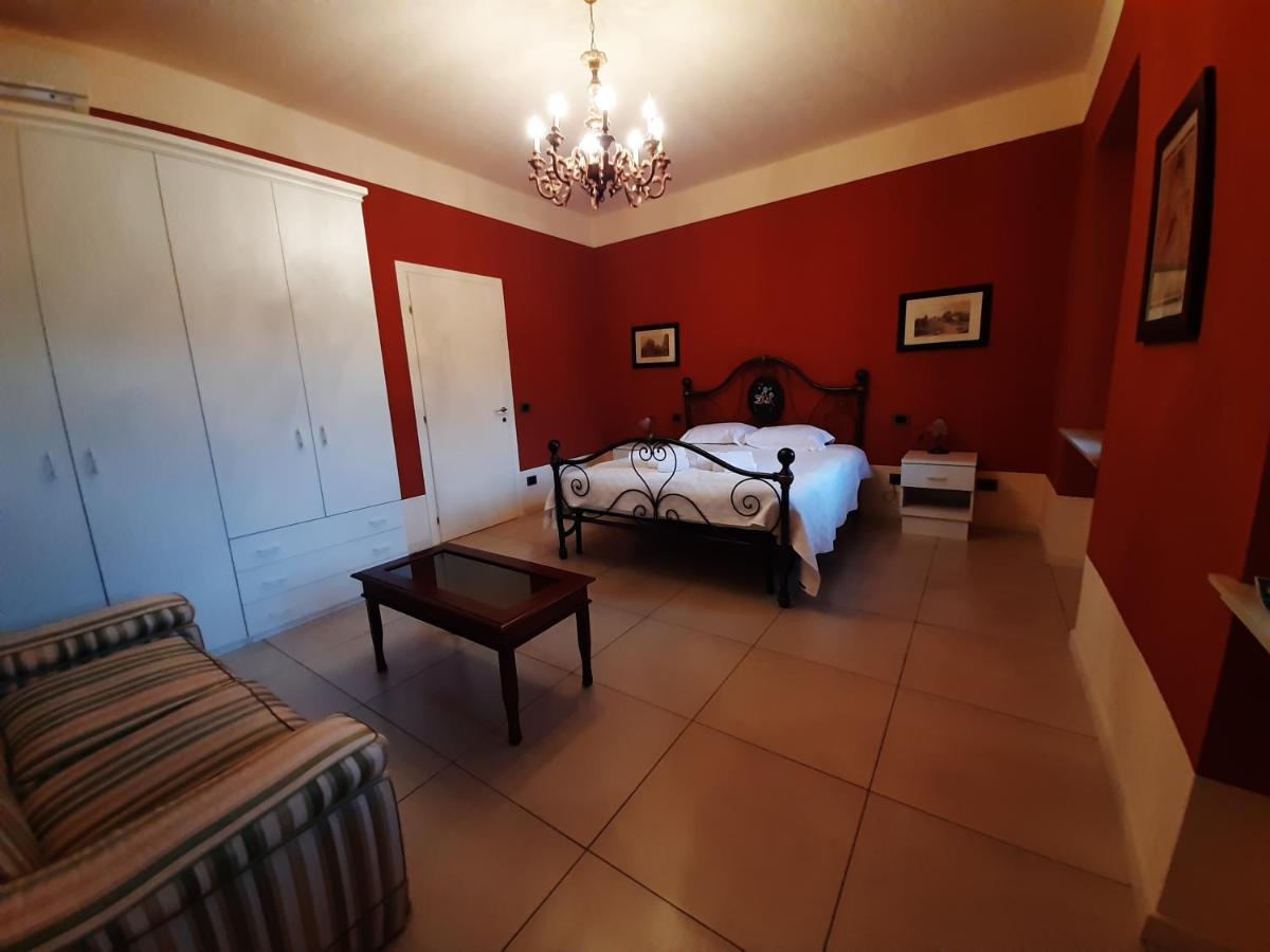 Lucca Cycling Holidays Il Tiglio Rooms Sant'Andrea di Compito Bagian luar foto