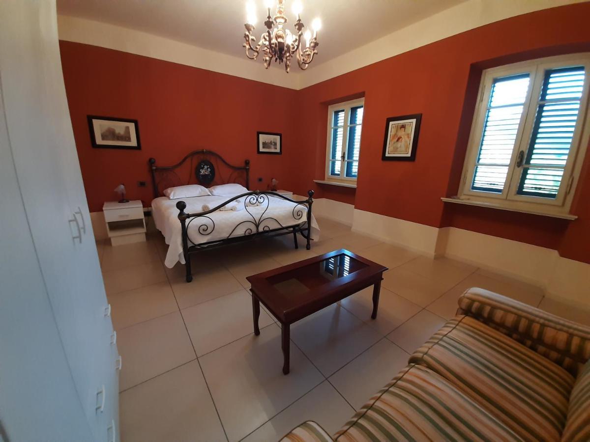 Lucca Cycling Holidays Il Tiglio Rooms Sant'Andrea di Compito Bagian luar foto